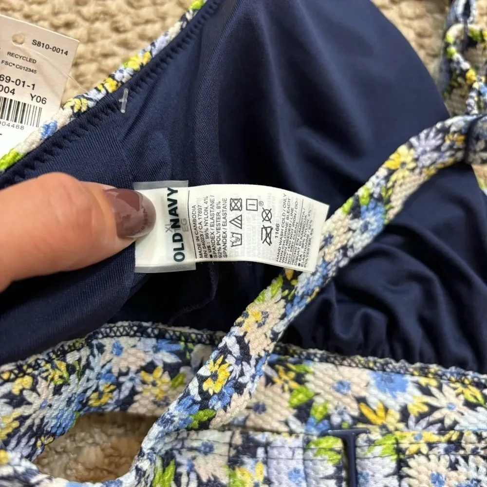 Brand me with Tags Old Navy‎ Piqué Classic Plunge Triangle Bikini Swim Top XL